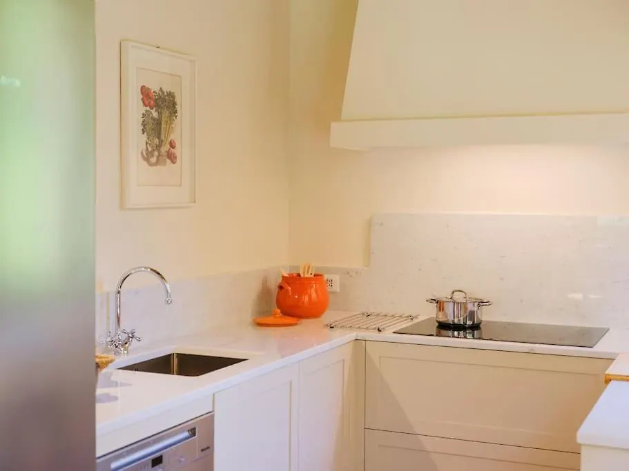 Stalla - Villa With Garden In The Historic Center فلورنس إيطاليا