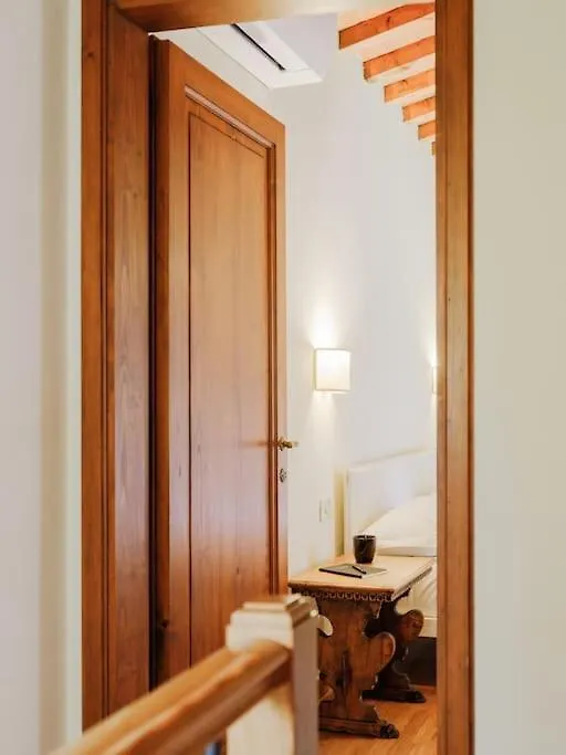 Stalla - Villa With Garden In The Historic Center Florence Italy