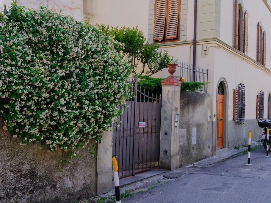 Stalla - Villa With Garden In The Historic Center Florence Italy