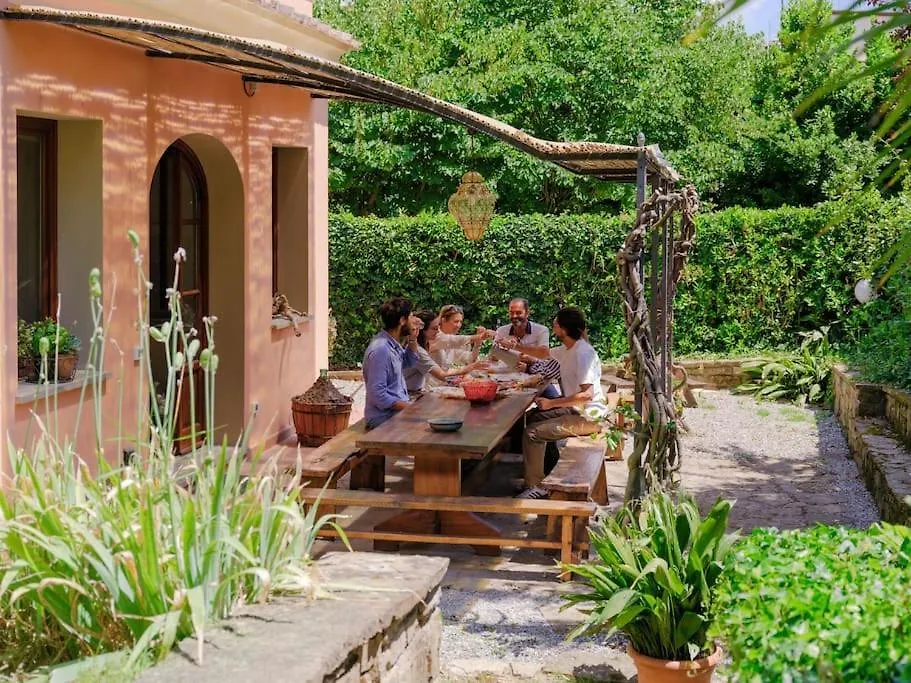 Stalla - Villa With Garden In The Historic Center Florence
