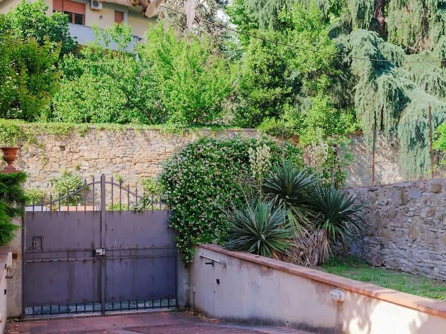 Stalla - Villa With Garden In The Historic Center Florence